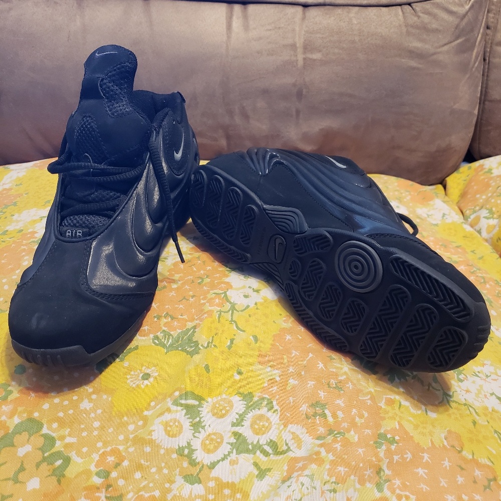 Black Nike Foamposite
